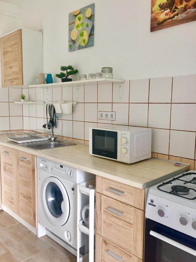 Lelle-Kert Apartman 01 Balatonlelle Ngoại thất bức ảnh